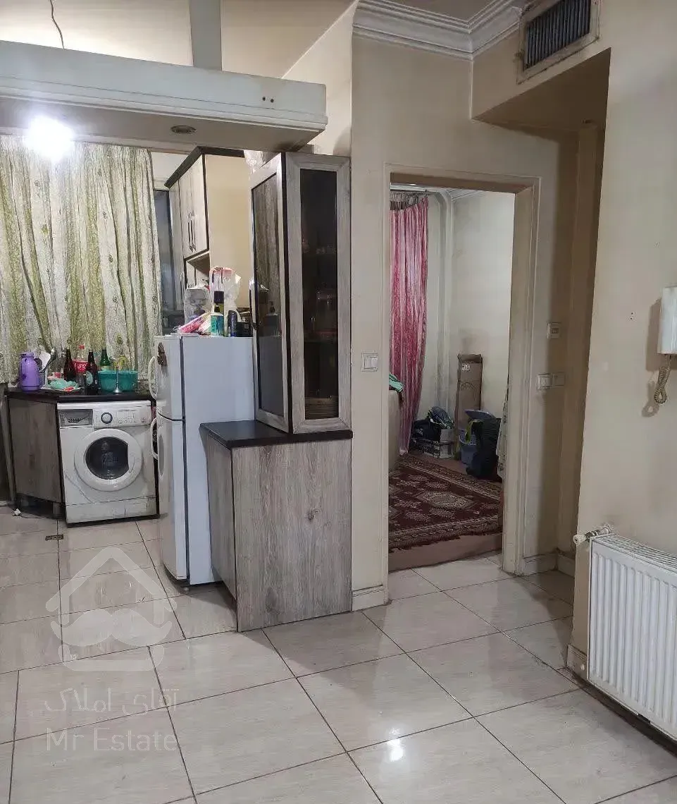 آپارتمان ۴۵ متری ۱ خوابه طبقه ۴ در امام زاده حسن