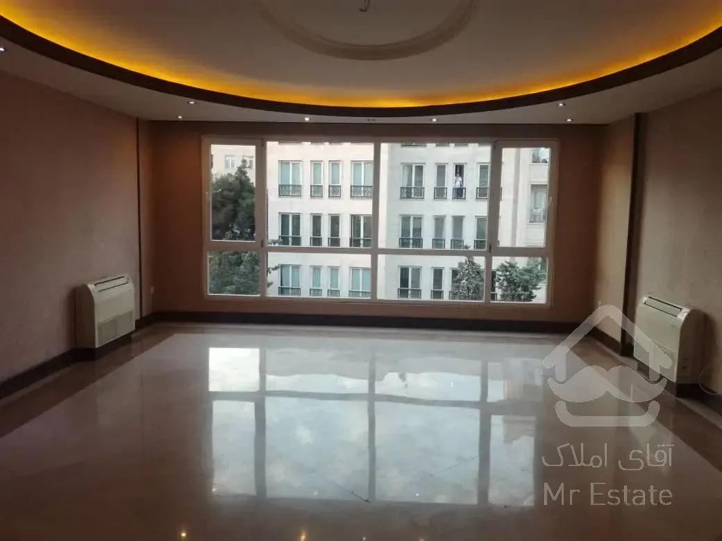 133 متری قلهک