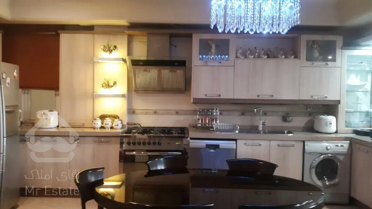 فروش 171 متری فرمانیه