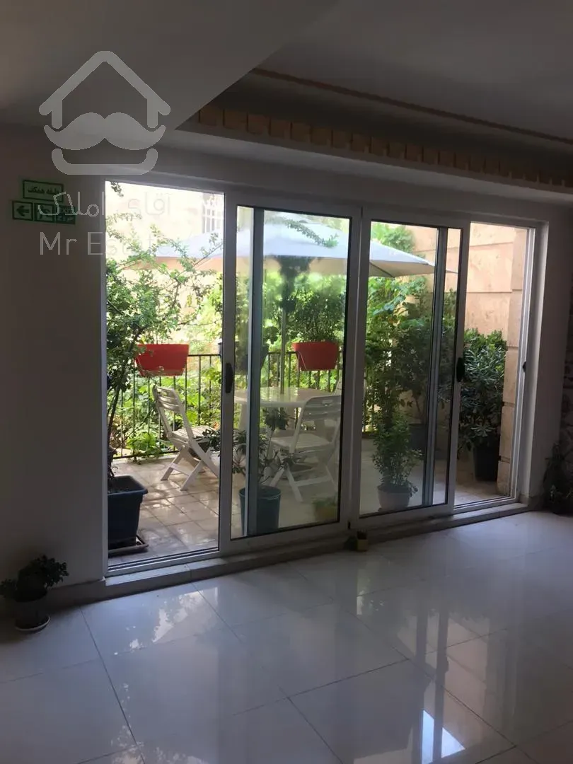 فروش 86 متری پاسداران