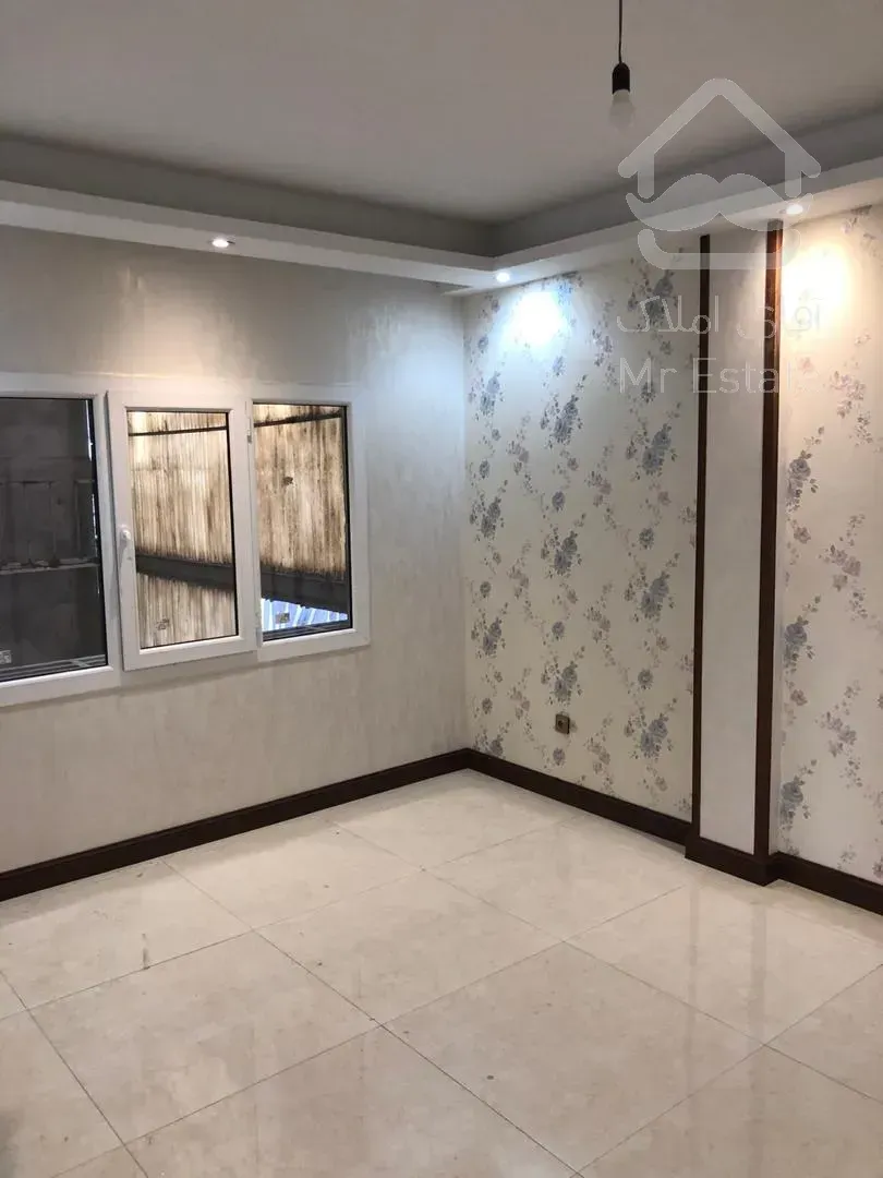 فروش 122 متری اختیاریه