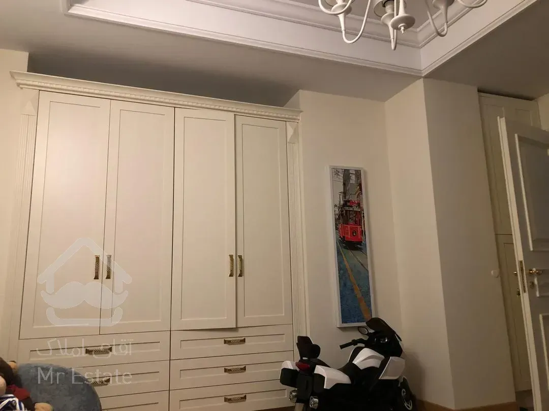 اجاره 220 متری فرمانیه