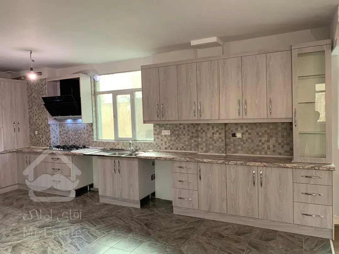 فروش 125 متری پاسداران