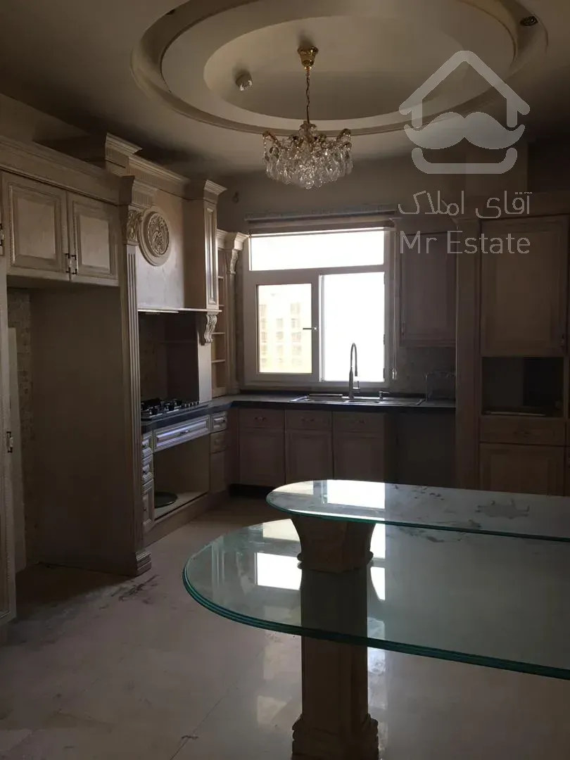 فروش 240 متری دروس