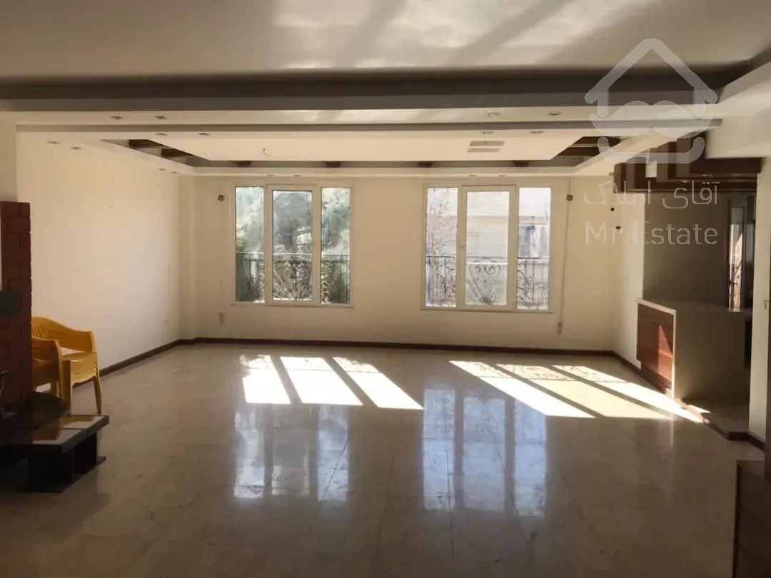 فروش 130 متری پاسداران