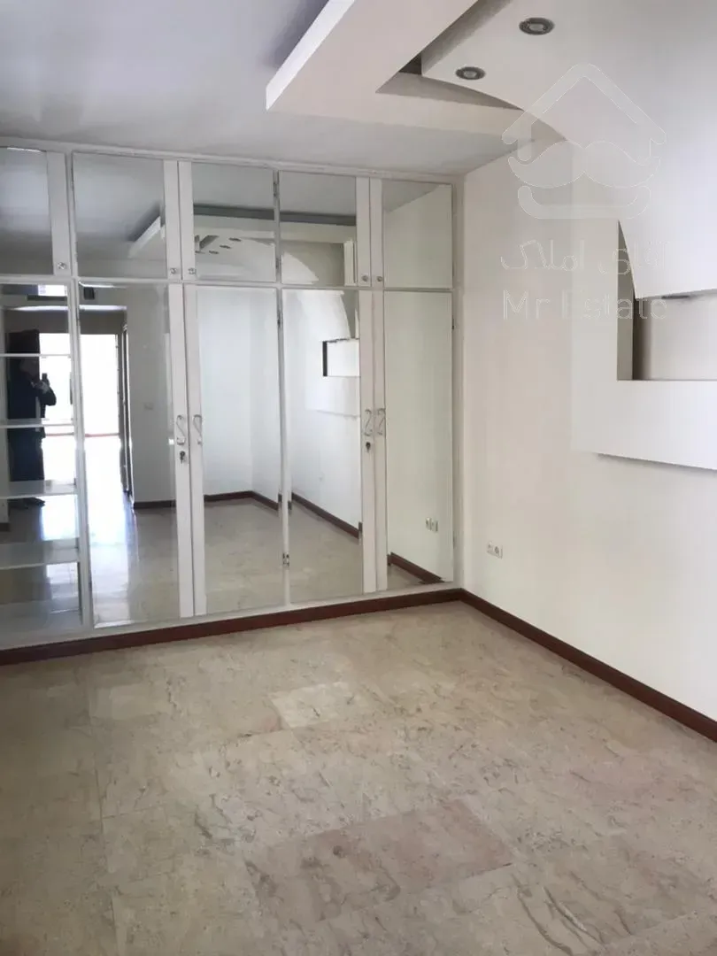 فروش 145 متری نیاوران