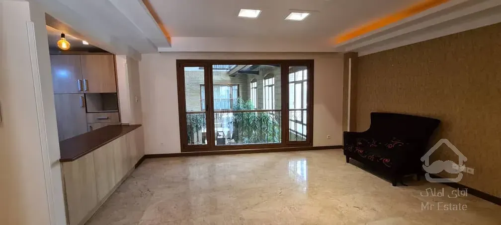 فروش 100 متری پاسداران