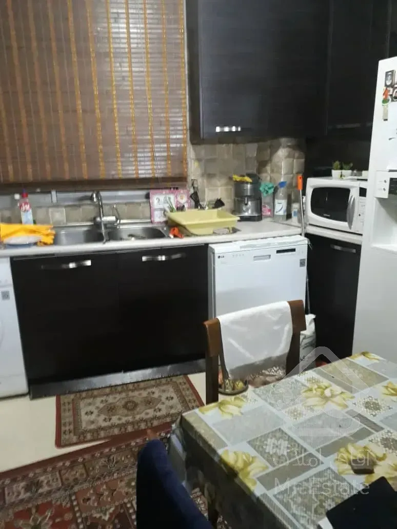 فروش 100 متری نیاوران