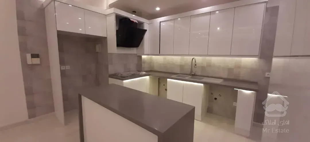 فروش 75 متری شریعتی