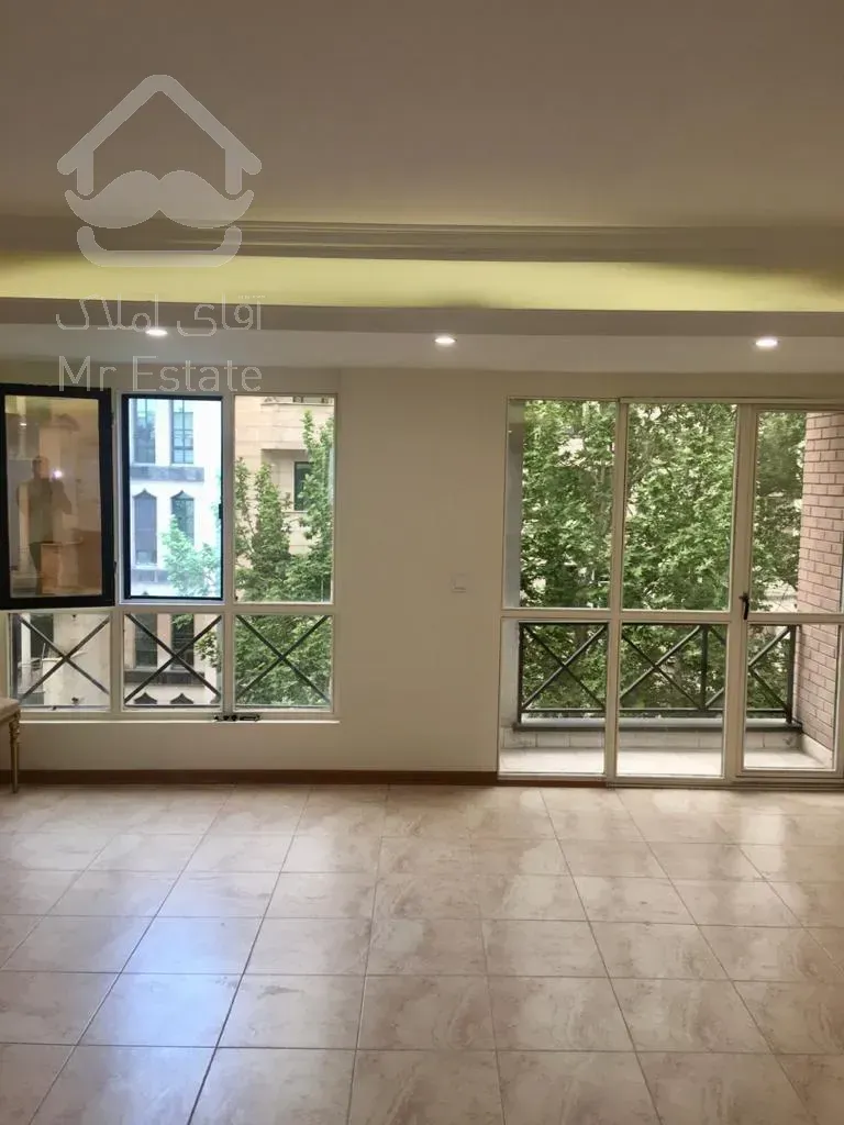 فروش 100 متری پاسداران