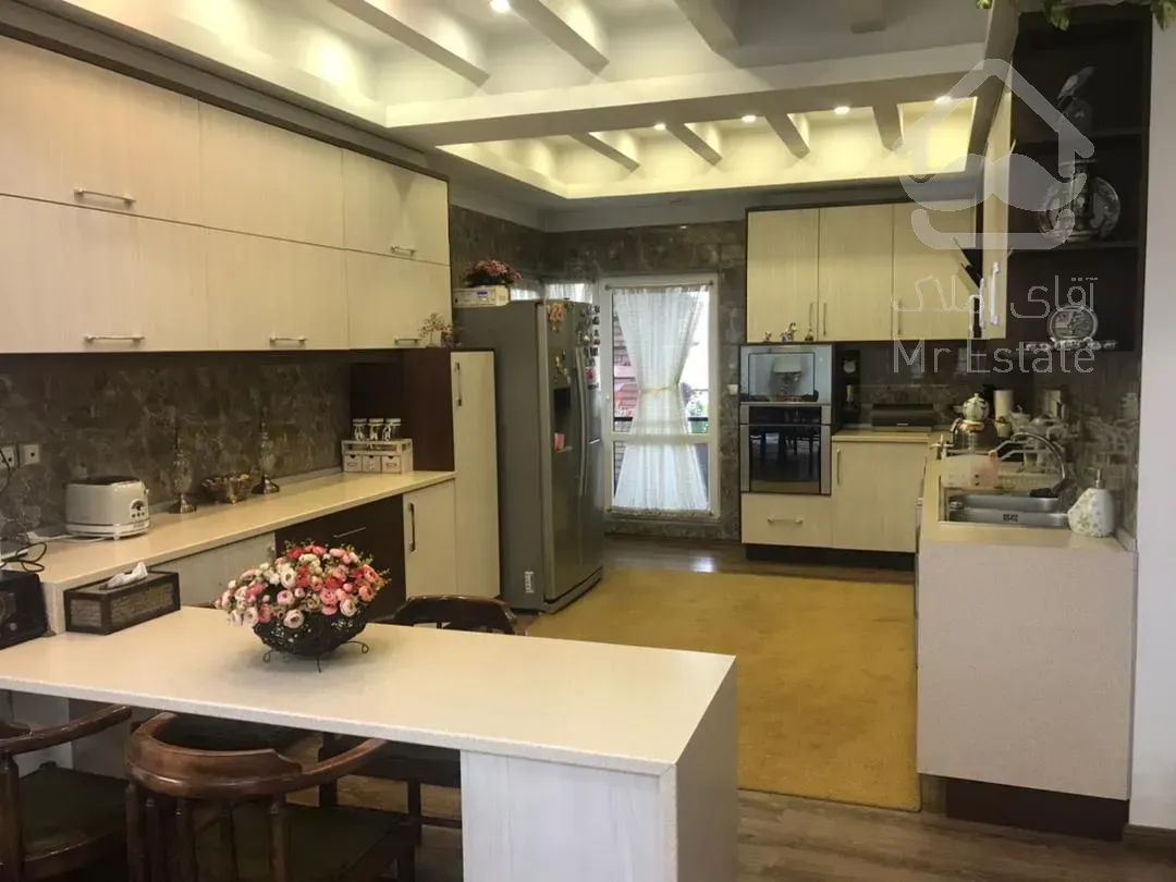 فروش 145 متری نیاوران