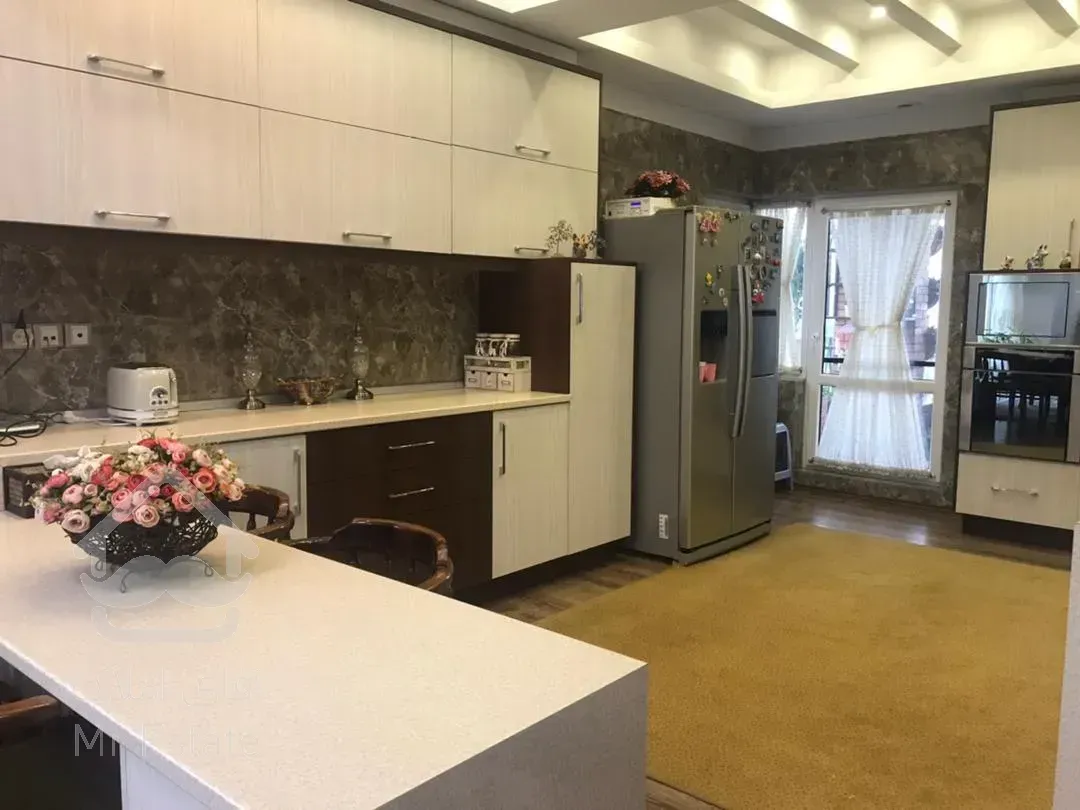 فروش 145 متری نیاوران