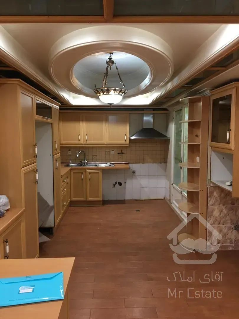 فروش 180 متری پاسداران