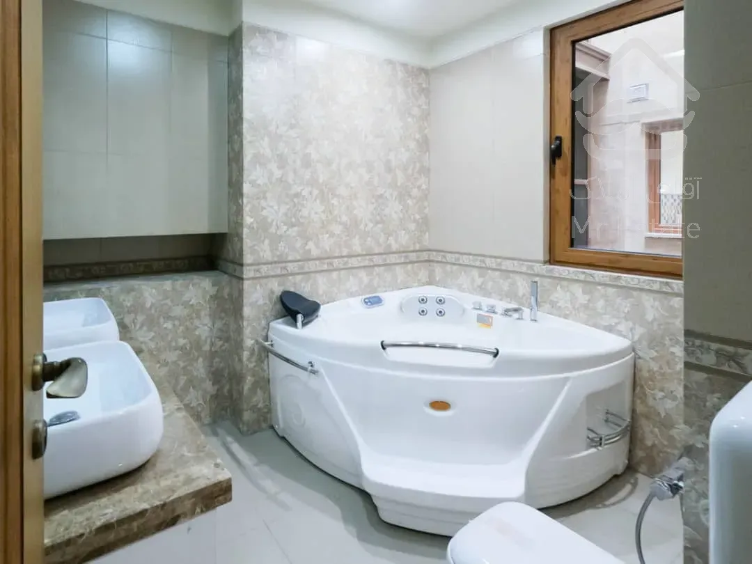 اجاره 210 متری منظریه