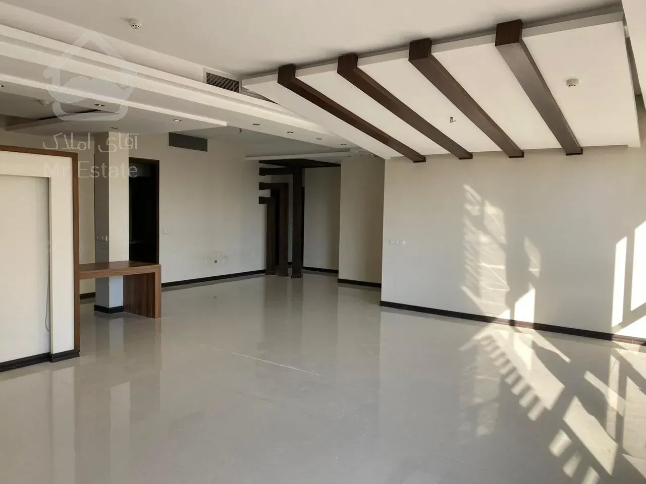 فروش 130 متری نیاوران