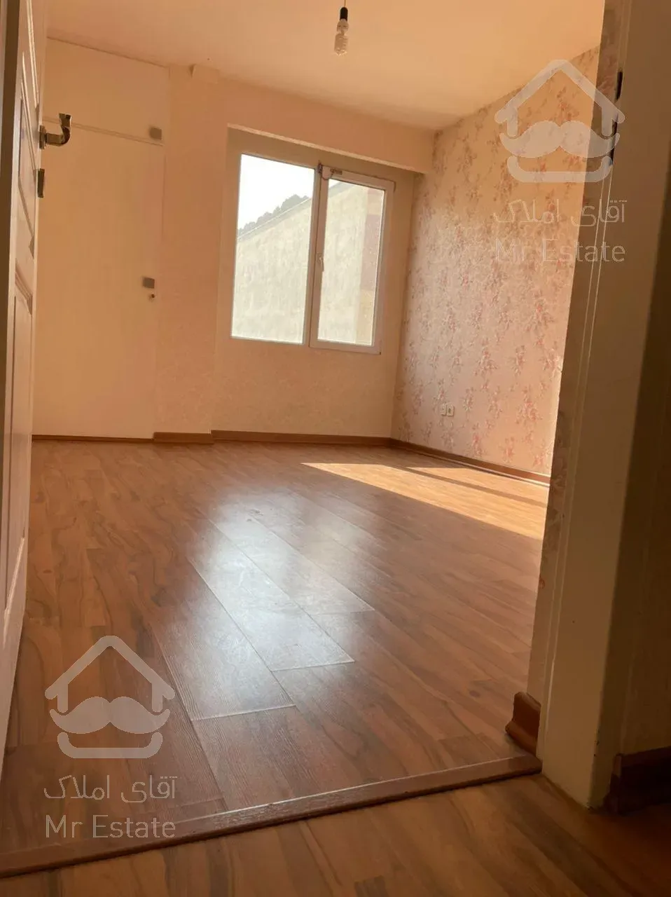 موقعیت اداری 85 متر با سند اداری