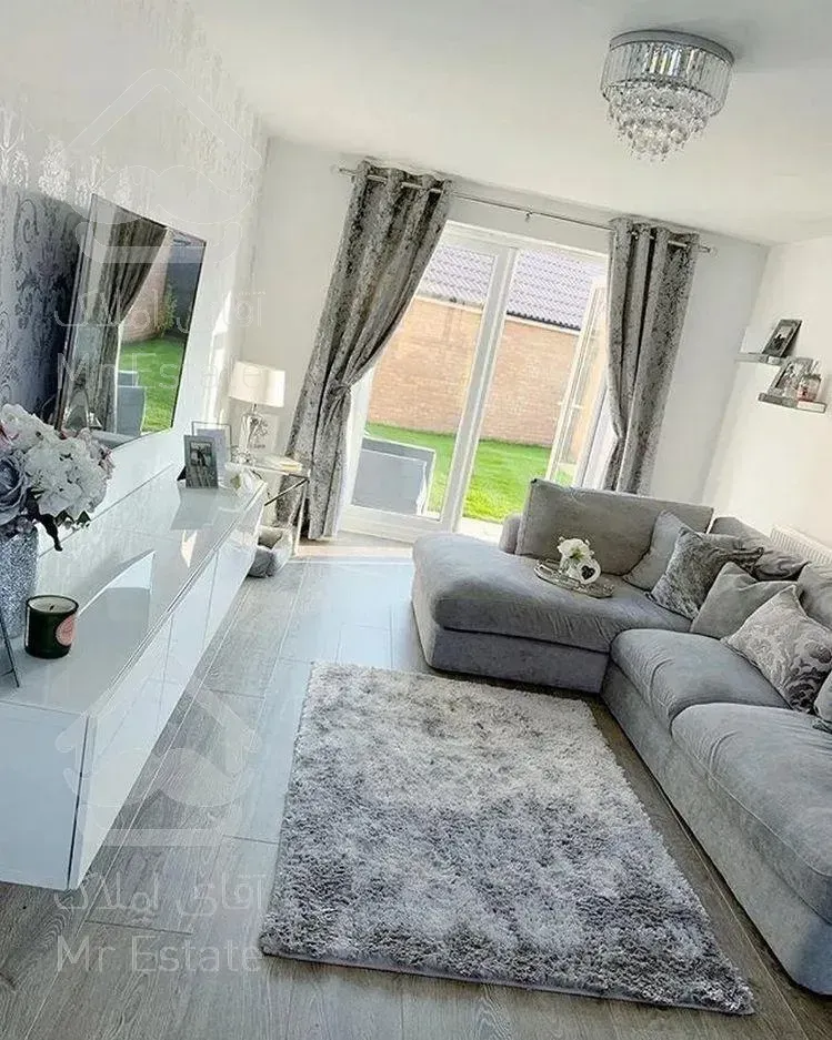 مژده به شاه نشینان فروش برجهای لوکس منطقه ۱۰۰ متر لوکیشن ناب بلوار اردستانی/قابل تهاتر