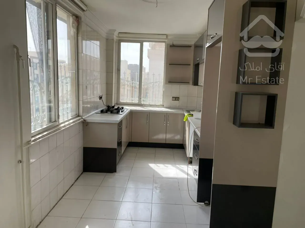 فروش آپارتمان ۸۷متر ۲خواب ۲ نبش نور فکوری