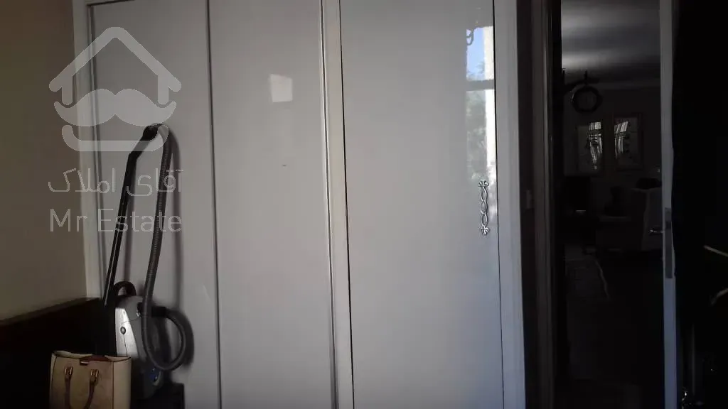 فروش 100 متری شهید عراقی