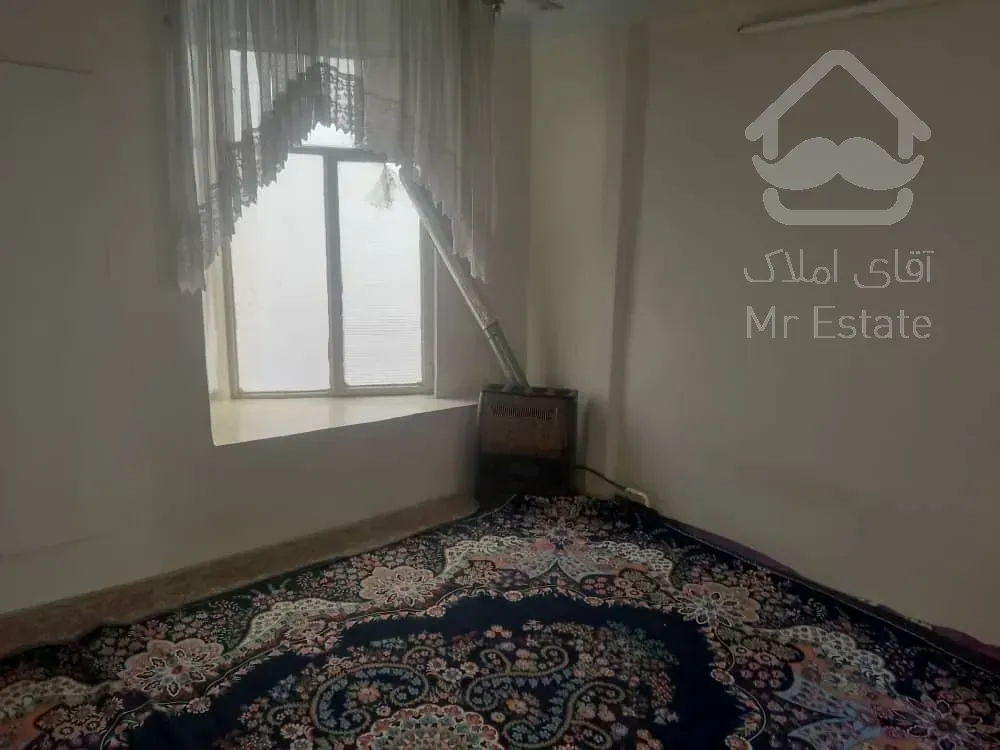 خانه حیاط دار دربست دو طبقه