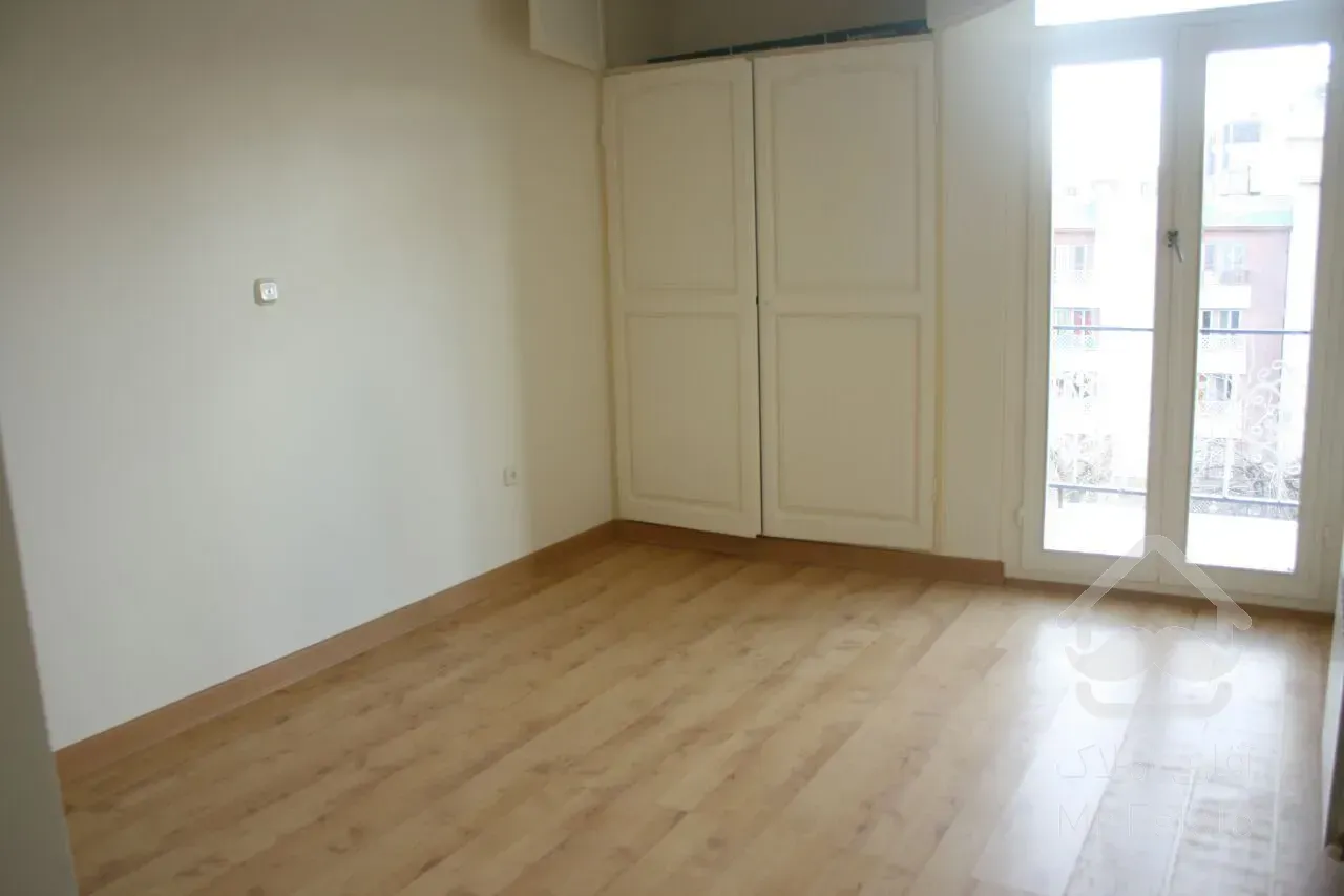 فروش 176 متری پاسداران