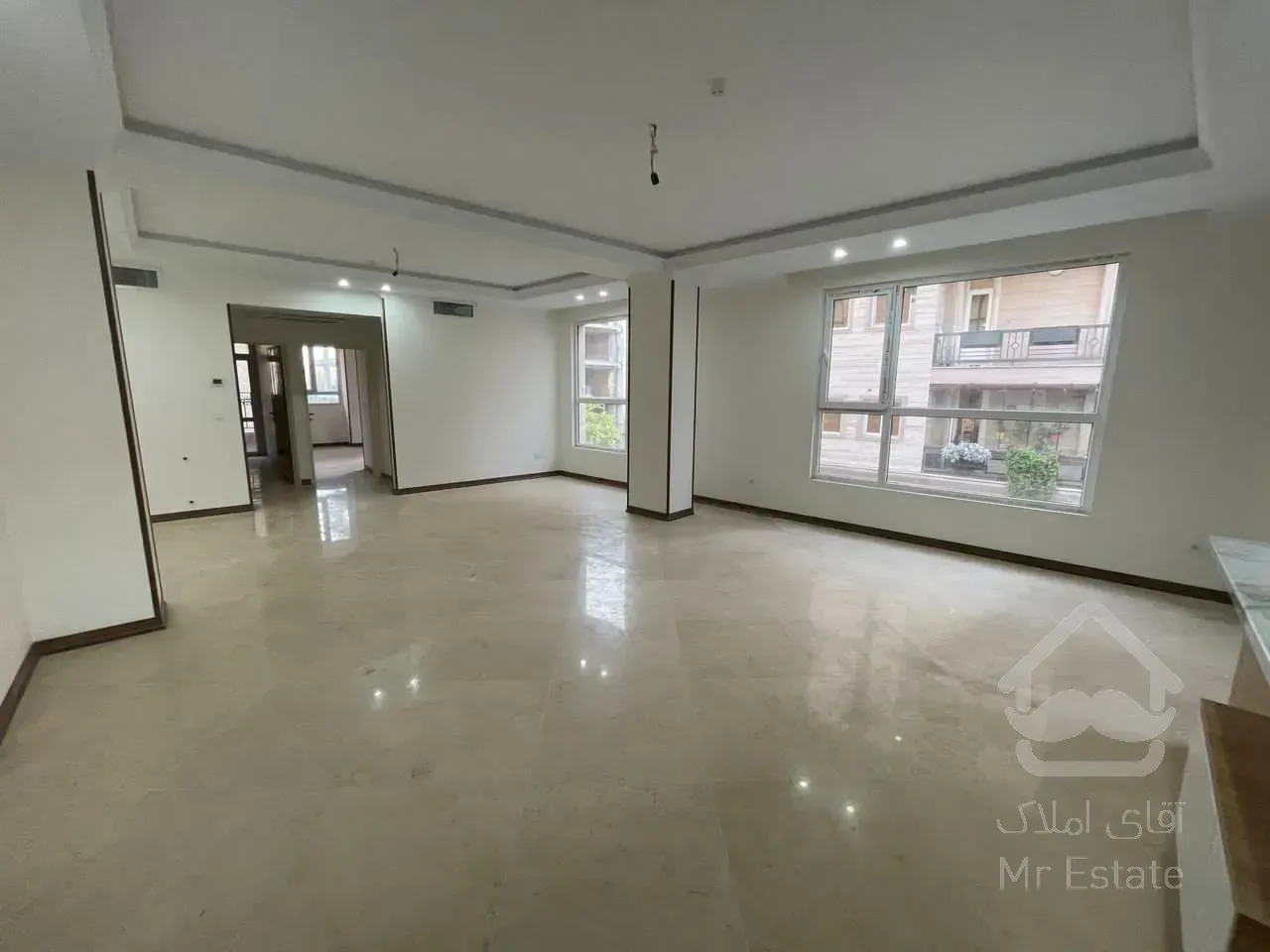 ۱۰۰ متر کلید نخورده نوساز