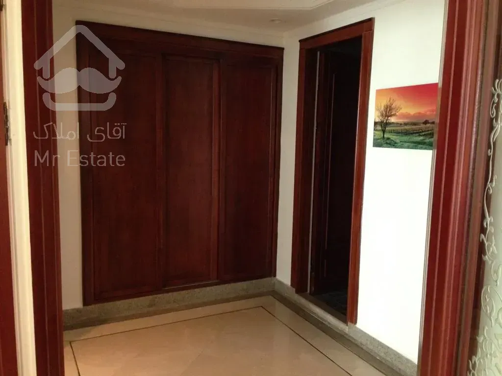 فروش 200 متری اختیاریه