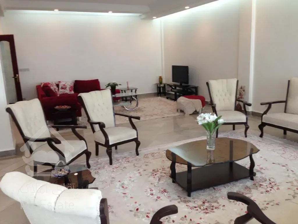 فروش 200 متری اختیاریه