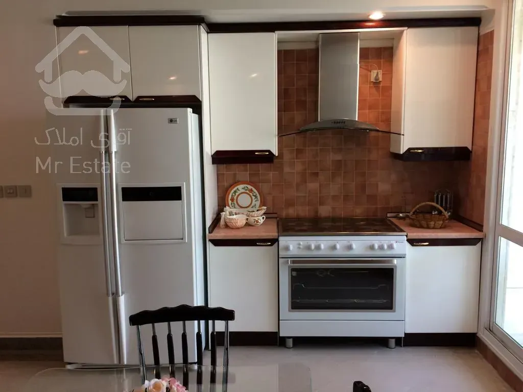 فروش 200 متری اختیاریه