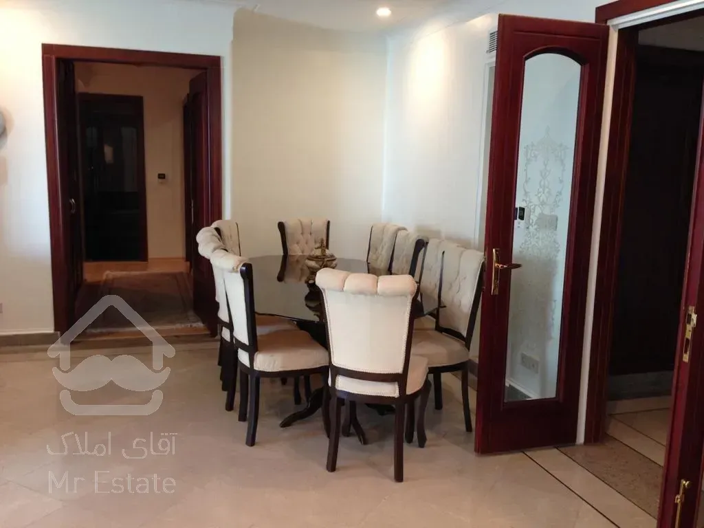 فروش 200 متری اختیاریه