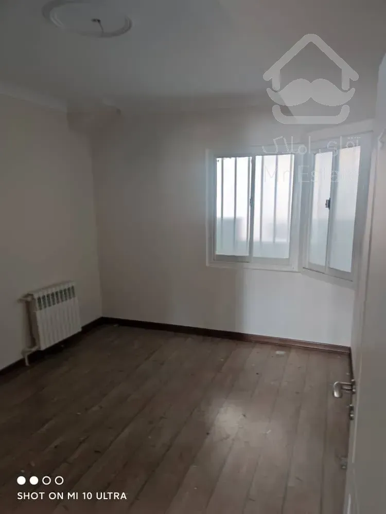 یک آپارتمان خوش‌نقشه و نورگیر در محله دنج و آرام