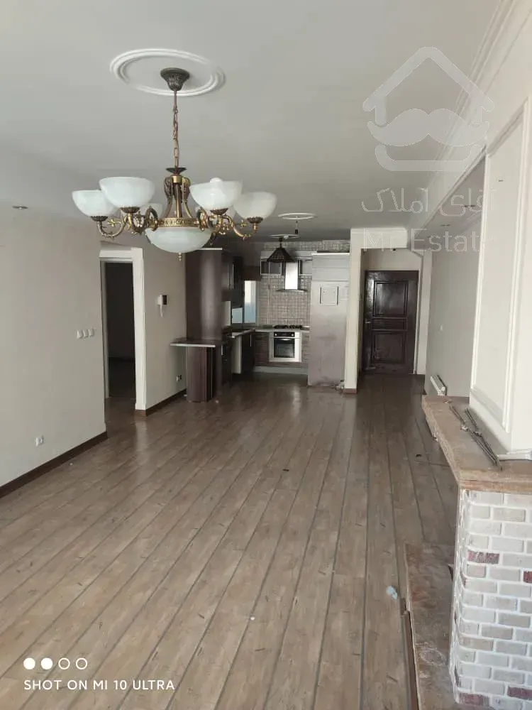 یک آپارتمان خوش‌نقشه و نورگیر در محله دنج و آرام