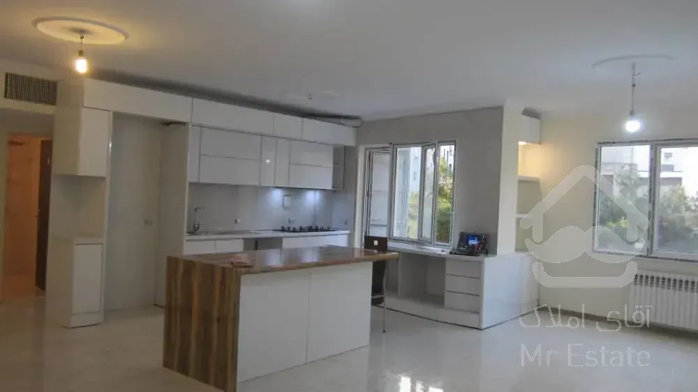 فروش 105 متری پاسداران