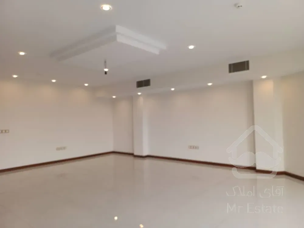 اجاره 180 متری اختیاریه