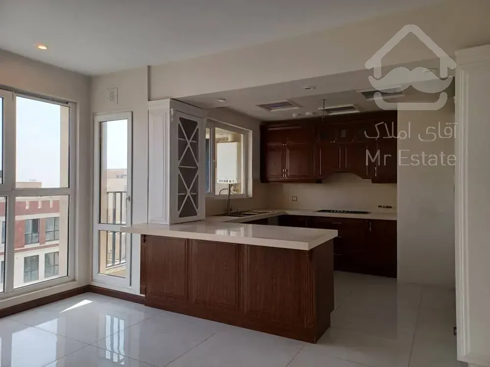 اجاره 180 متری اختیاریه