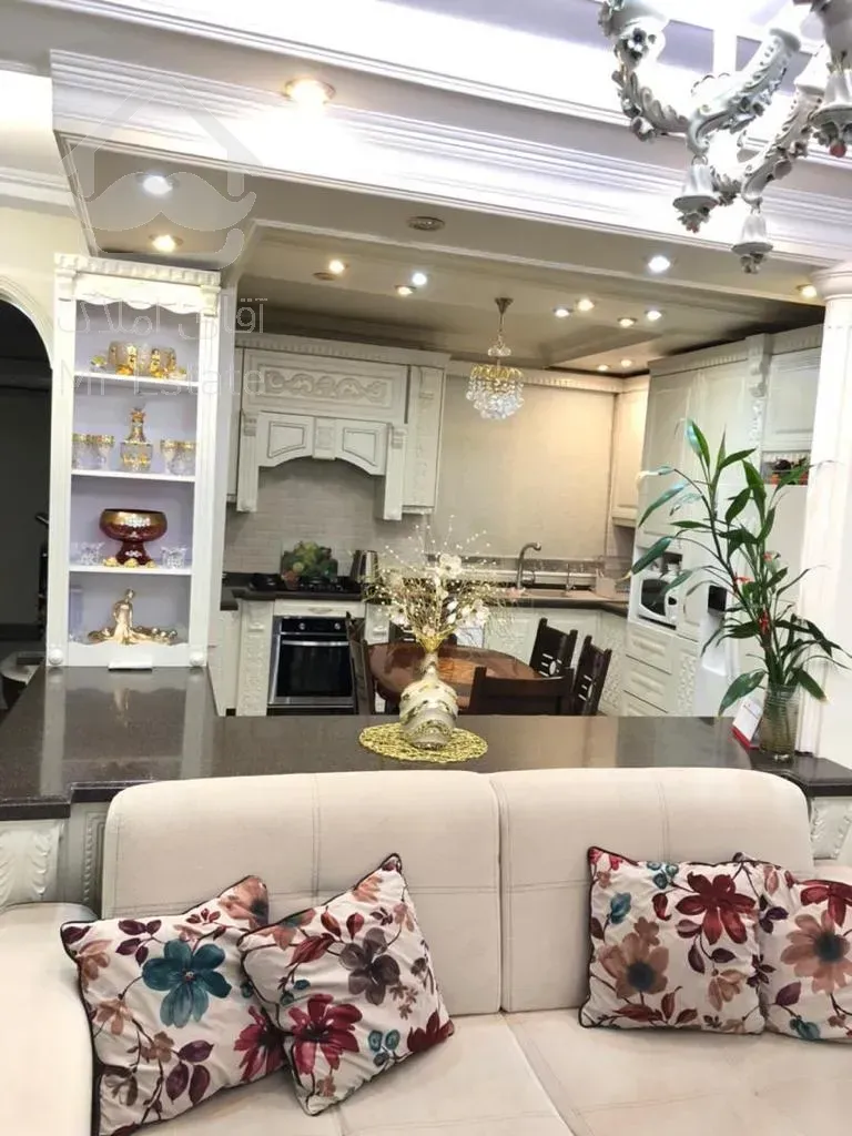 فروش 170 متری پاسداران