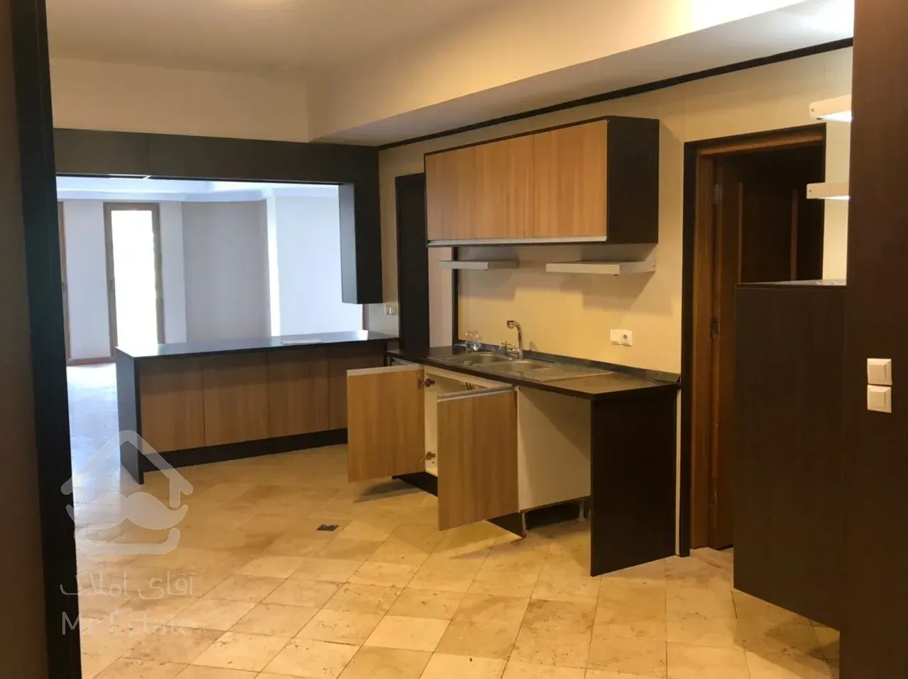 اجاره 82 متری کیکاووس