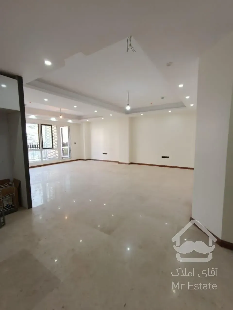 پاسداران 150 متری شیک و مدرن