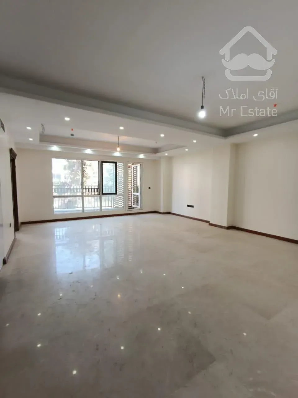 کلید نخورده 105 متر لوکیشن تاپ دیباجی جنوبی