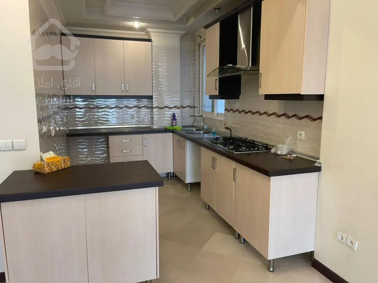 اجاره 114 متری قلهک