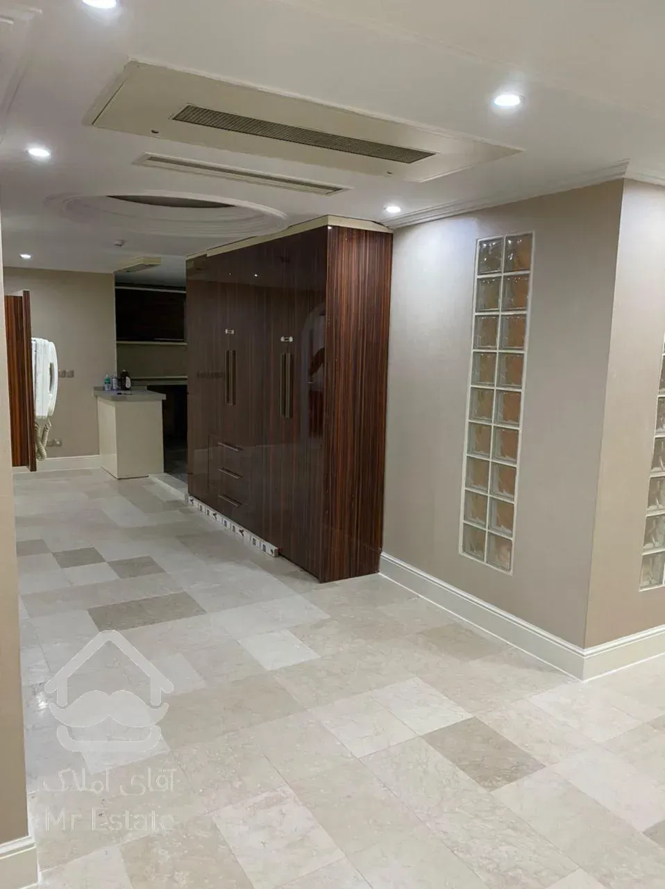 82 متر آپارتمان اداری بر پاسداران