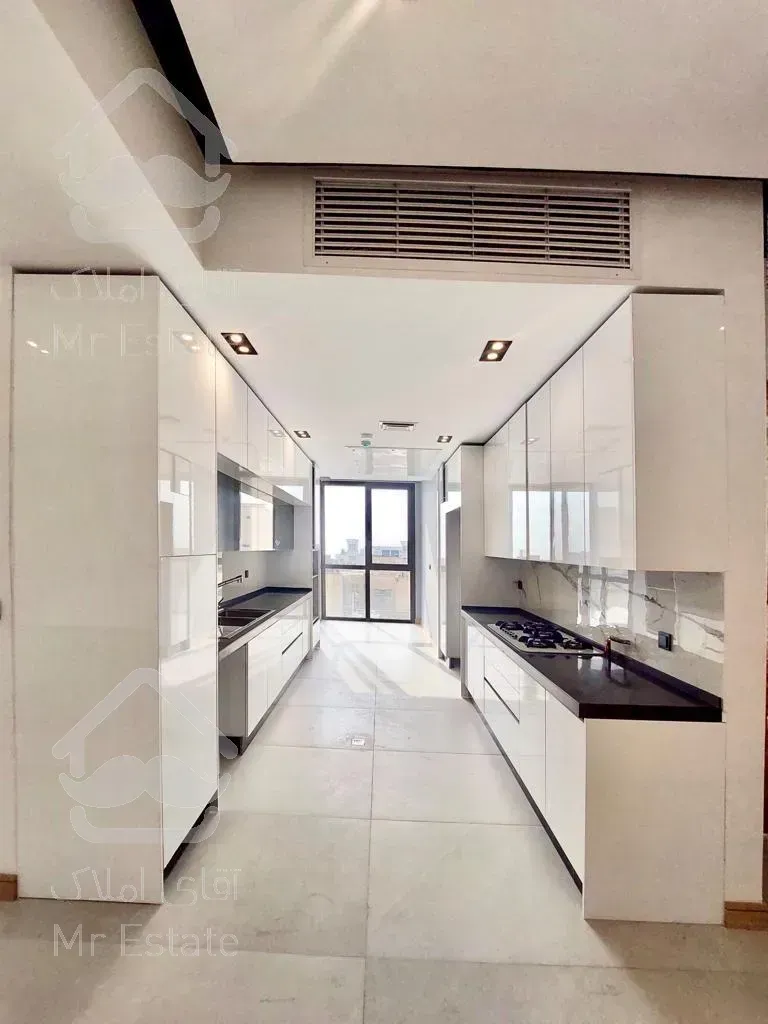 فروش 285 متری در پاسداران