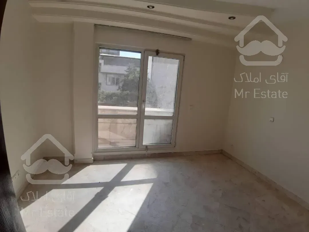 پاسداران 85 متر سند اداری