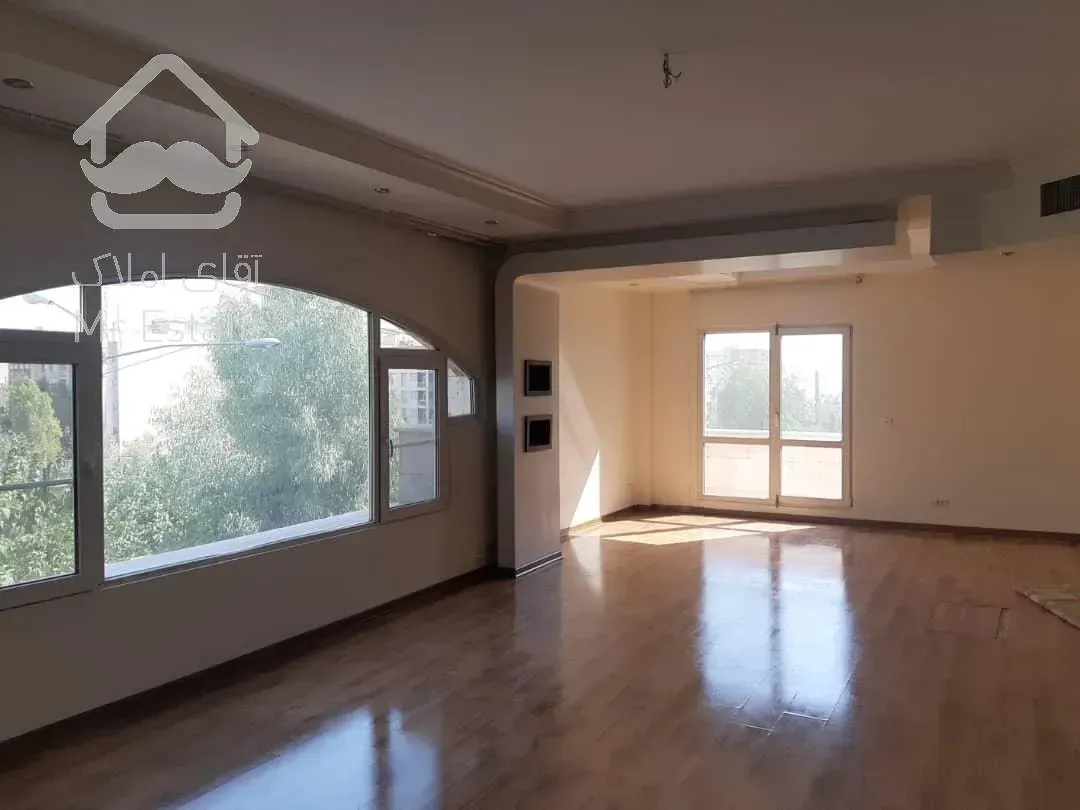 پاسداران 85 متر سند اداری