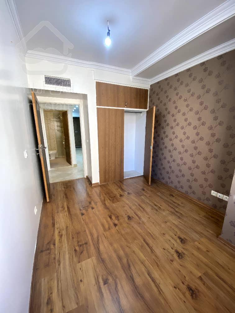 *گیشا 84متر رو به کوچه*