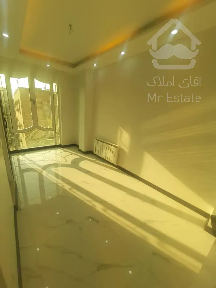 فروش آپارتمان ۸۰متری ۲خواب خطی رو به آفتاب شهرک هما