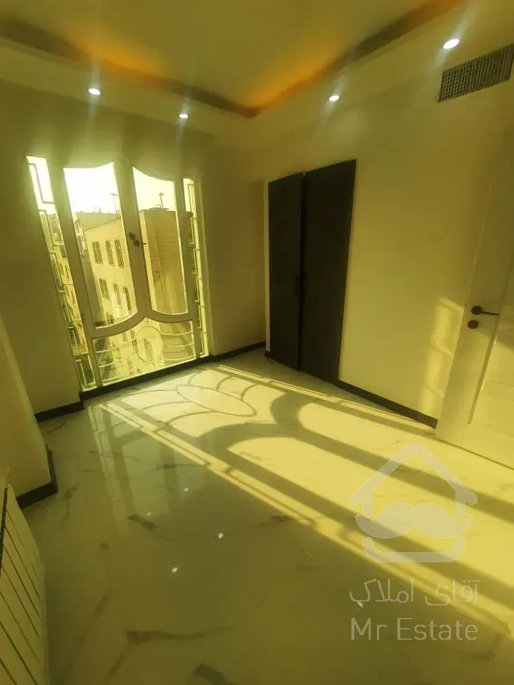 فروش آپارتمان ۸۰متری ۲خواب خطی رو به آفتاب شهرک هما