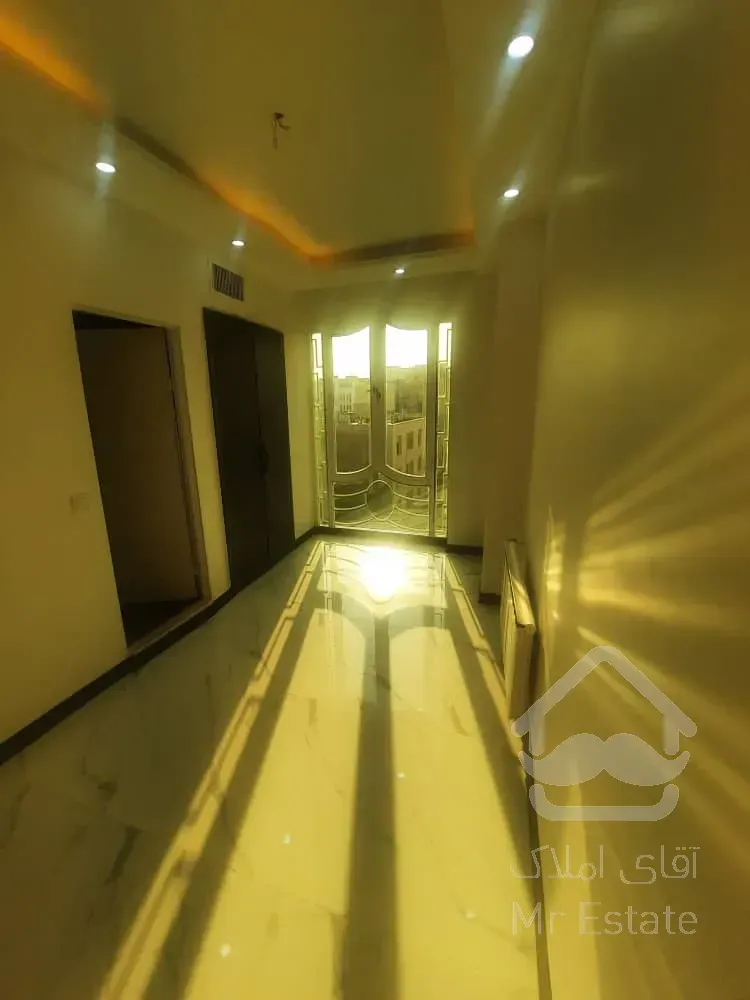 فروش آپارتمان ۸۰متری ۲خواب خطی رو به آفتاب شهرک هما