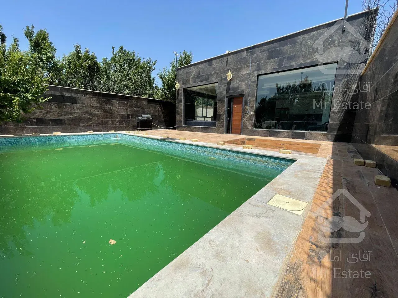 600متر باغ ویلا مدرن در شهریار