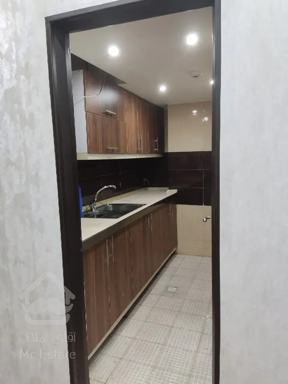 فروش دفتر۸۵متری فلاطوری